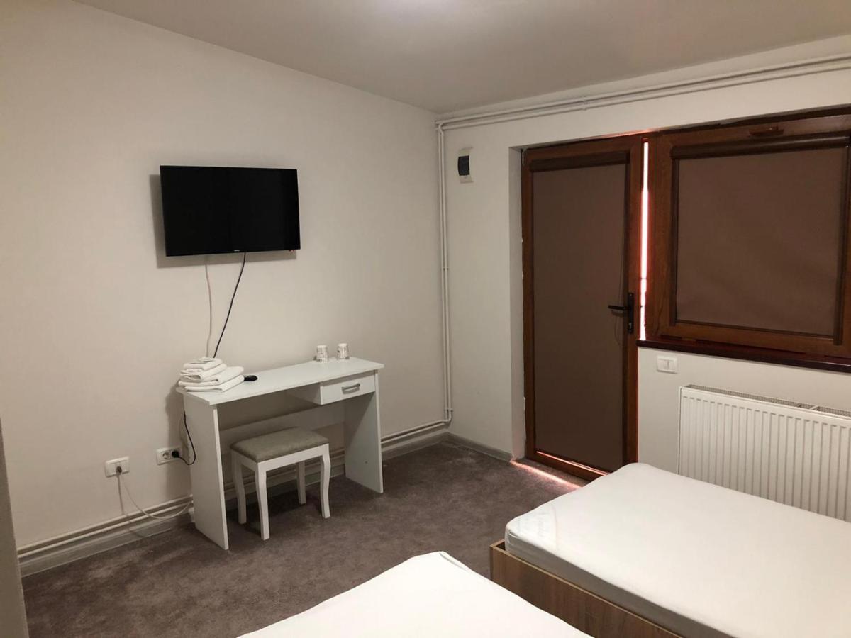 Hotel Cosmin Arad Eksteriør billede