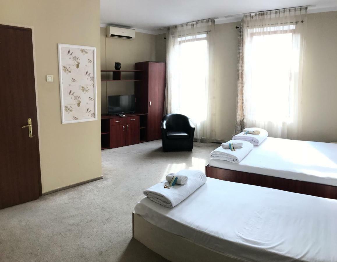 Hotel Cosmin Arad Eksteriør billede