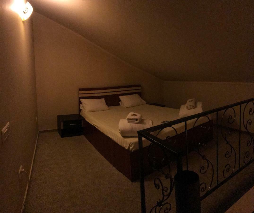 Hotel Cosmin Arad Eksteriør billede