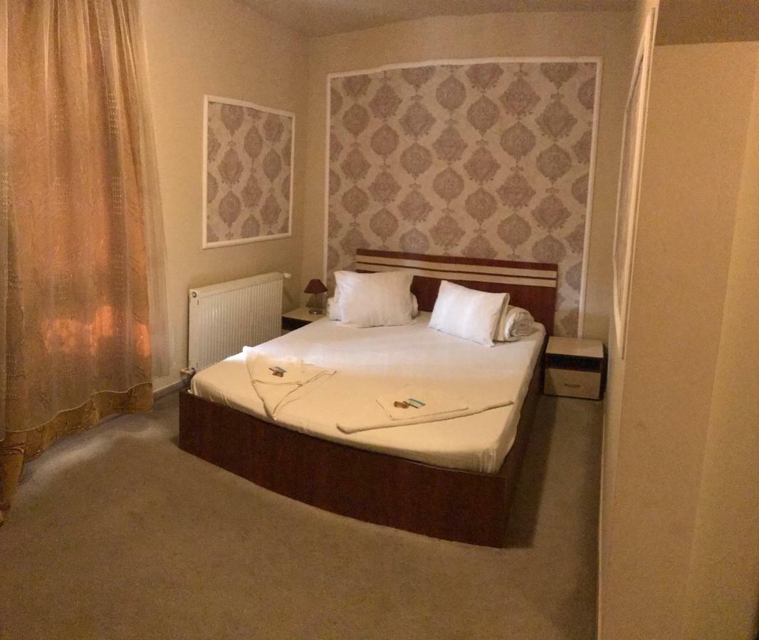 Hotel Cosmin Arad Eksteriør billede