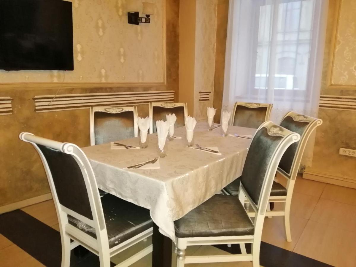 Hotel Cosmin Arad Eksteriør billede